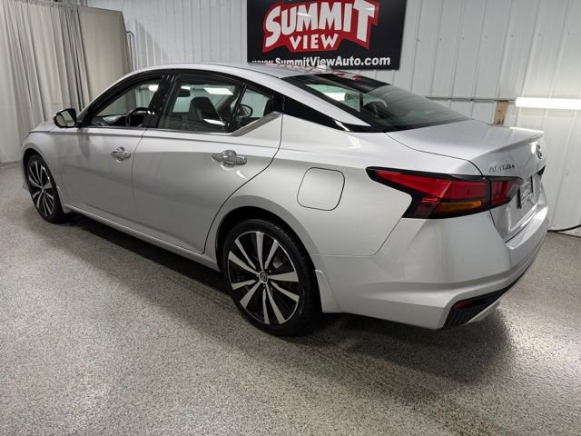 Used 2019 Nissan Altima 2.5 Platinum image 6