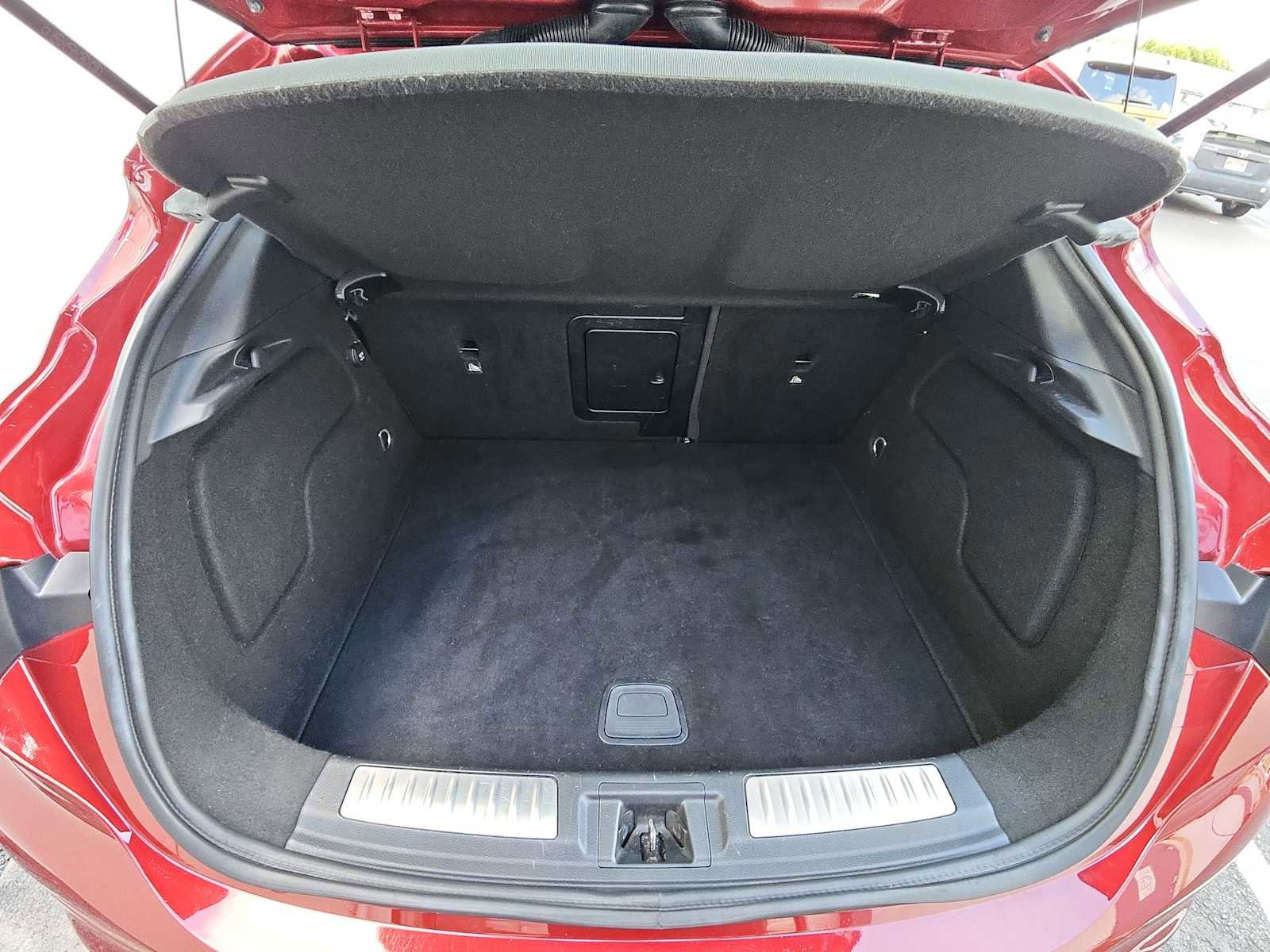 Used 2017 INFINITI QX30 Sport FWD image 25