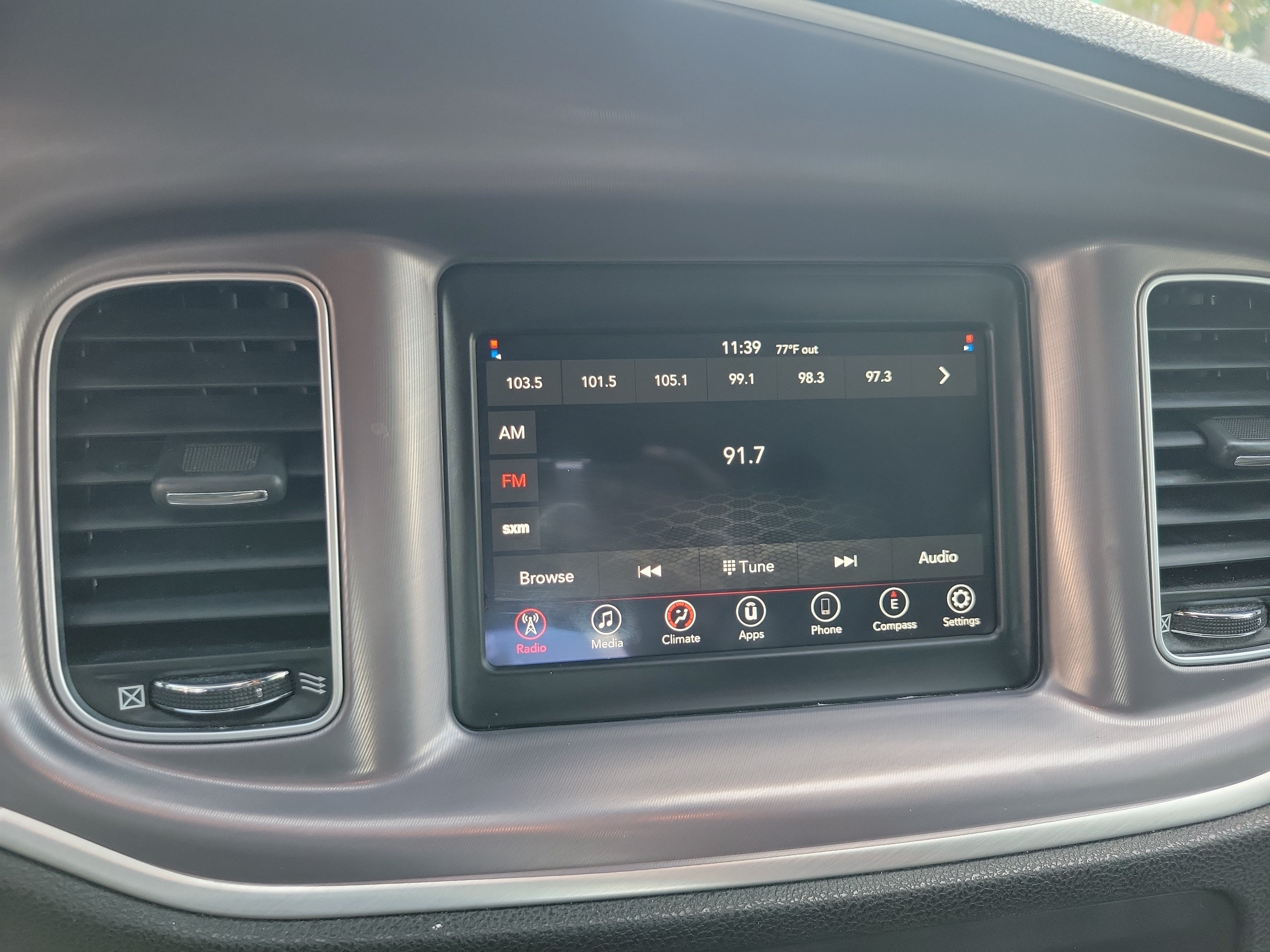 Used 2022 Dodge Charger SXT RWD image 26