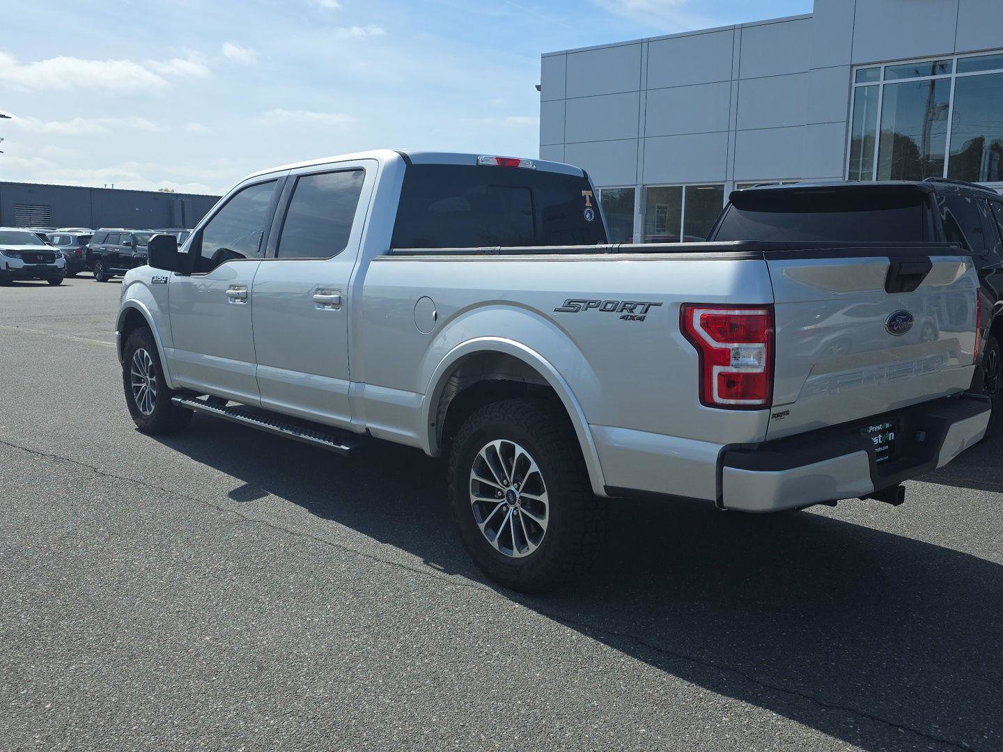Used 2019 Ford F150 XLT w/ Equipment Group 302A Luxury image 16
