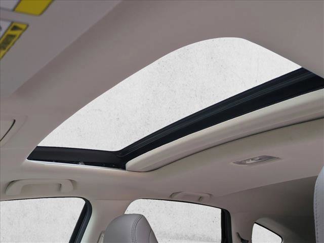 Used 2016 Honda CR-V Touring image 21