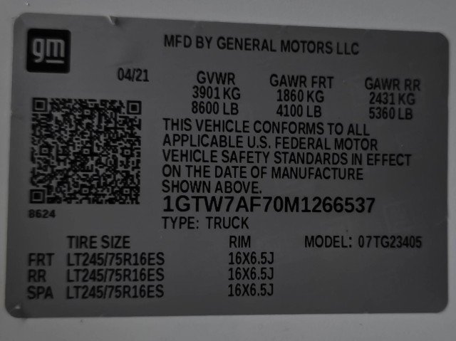 Used 2021 GMC Savana 2500 w/ Driver Convenience Package RWD image 32