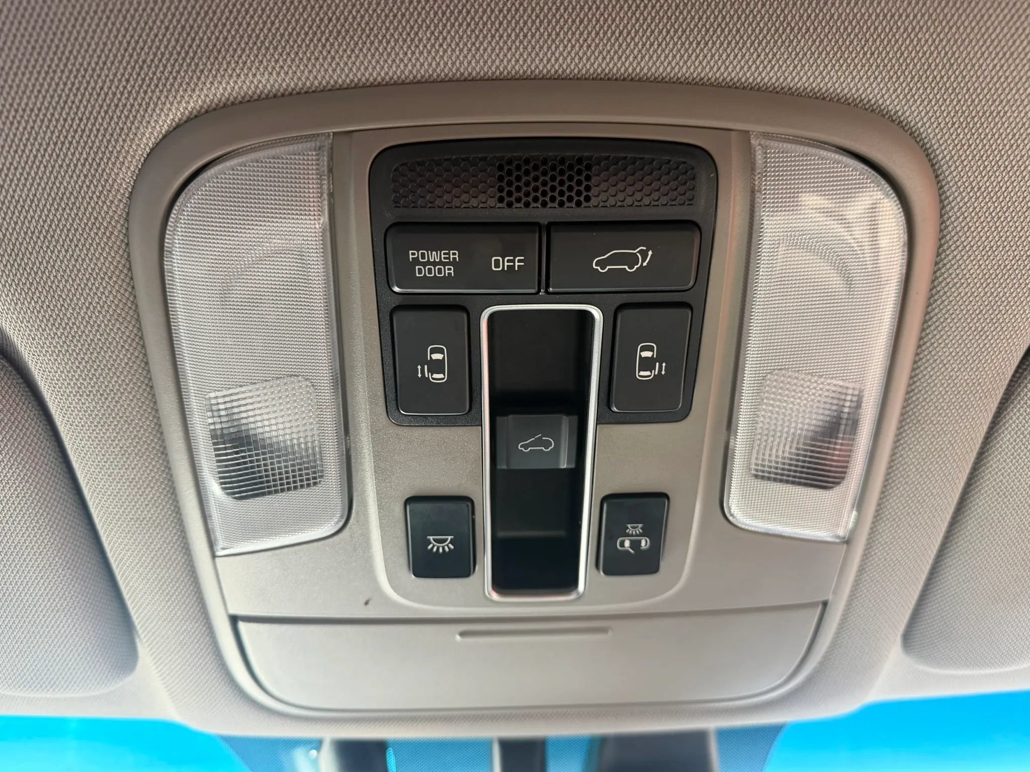 Used 2021 Kia Sedona EX w/ EX Premium Package FWD image 22