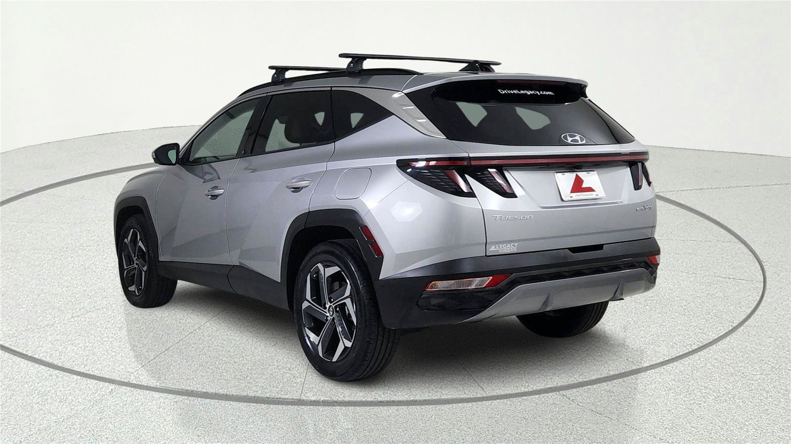 Used 2024 Hyundai Tucson Limited AWD/4WD image 4
