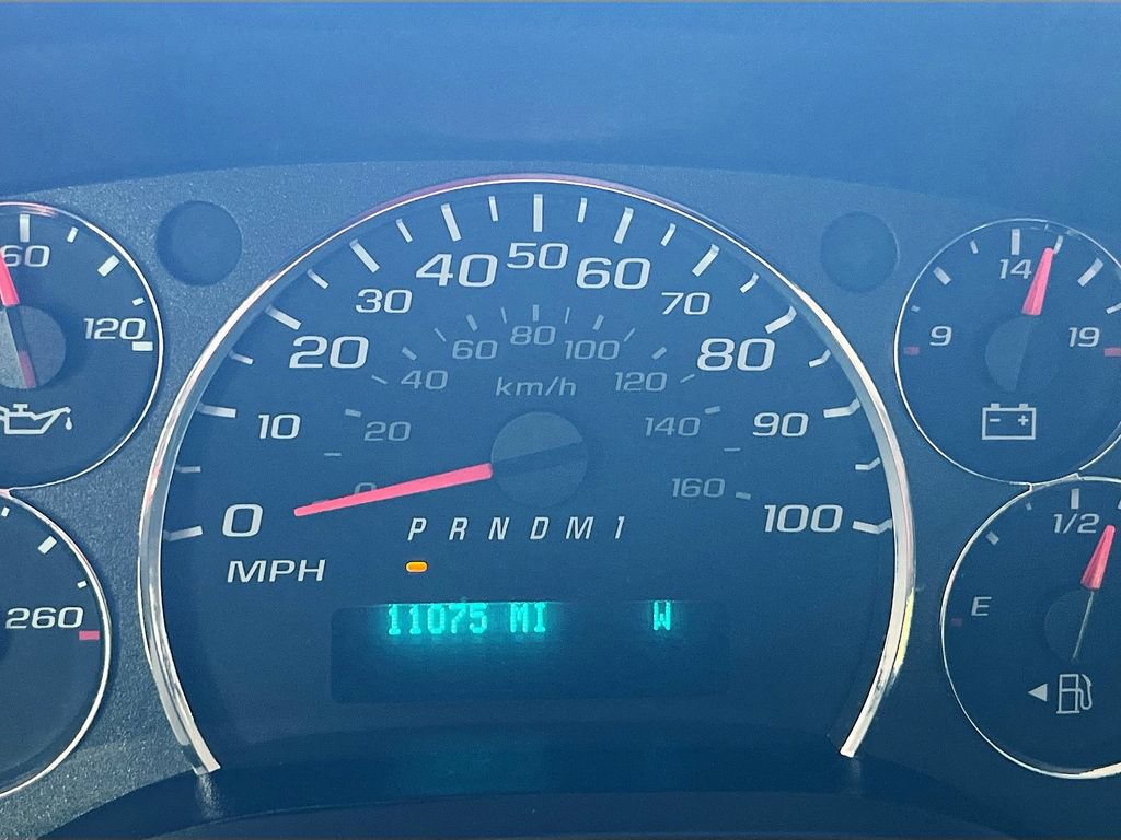 Used 2022 Chevrolet Express 2500 LS w/ Driver Convenience Package RWD image 12