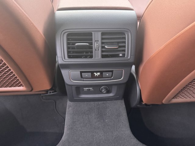 Certified 2025 Audi Q5 2.0T Premium w/ Convenience Plus Package image 15