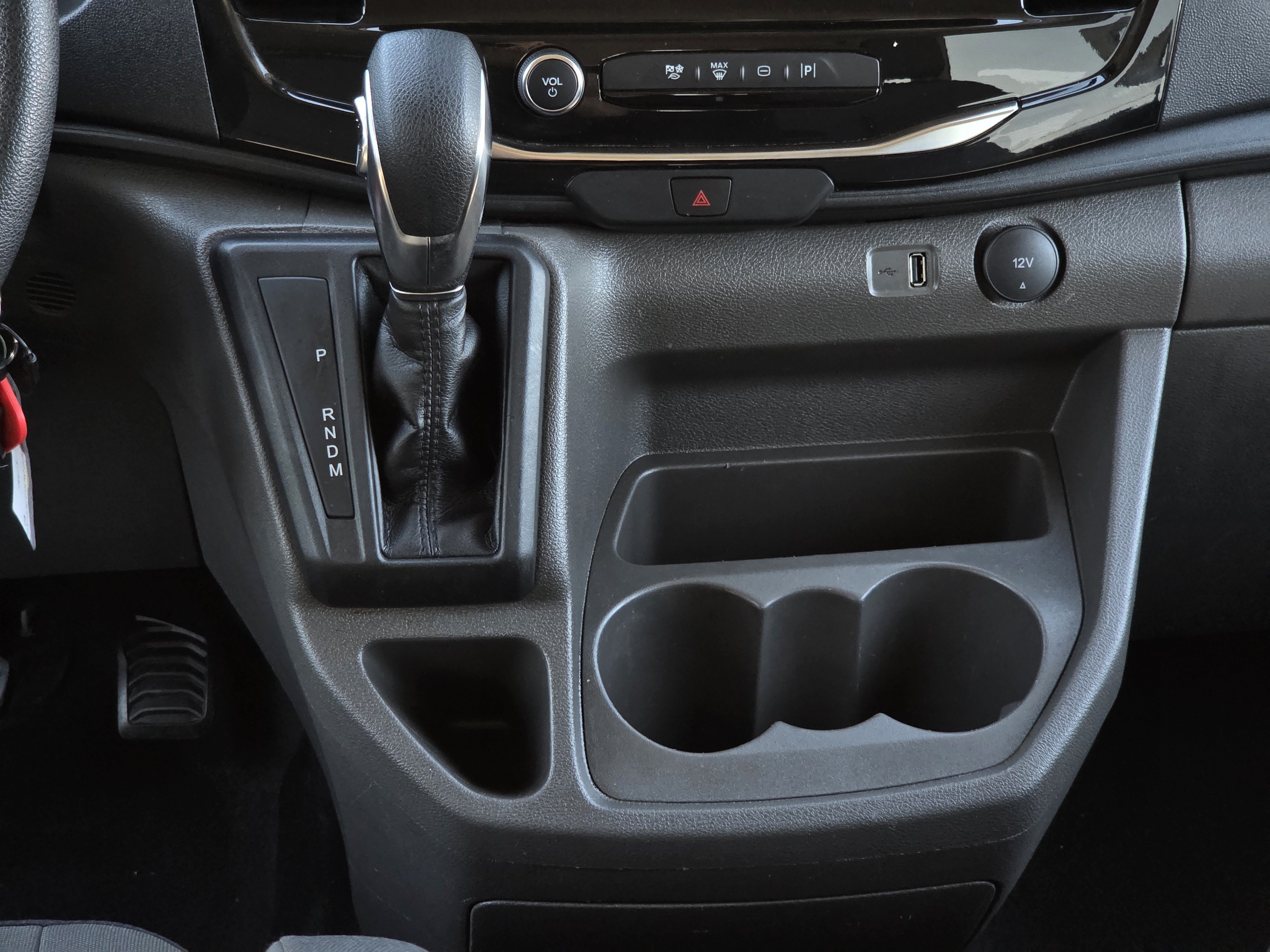 Used 2024 Ford Transit 350 XLT RWD image 12