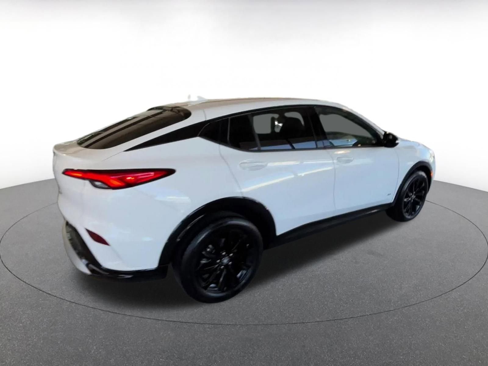 Used 2025 Buick Envista Sport Touring image 15