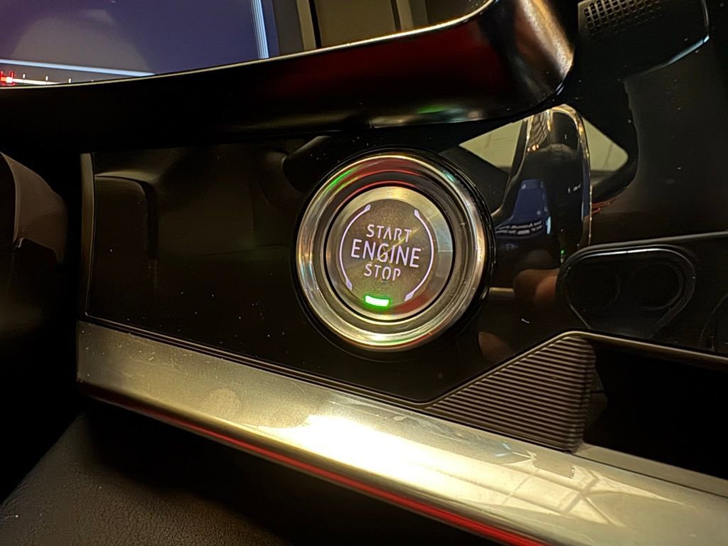 Used 2024 Chevrolet Corvette Stingray Coupe w/ Z51 Performance Package image 33