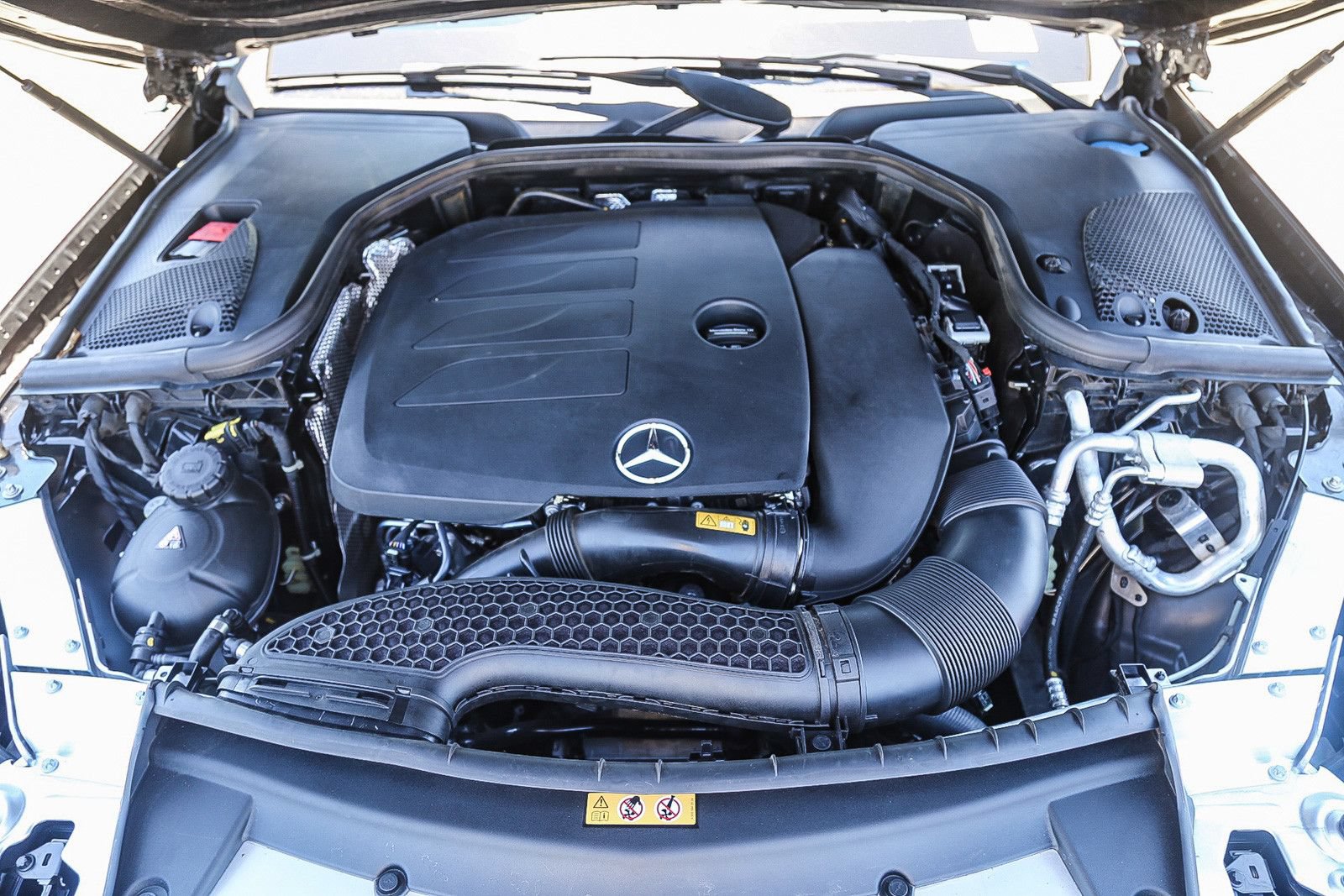 Used 2023 Mercedes-Benz E 350 Sedan image 25