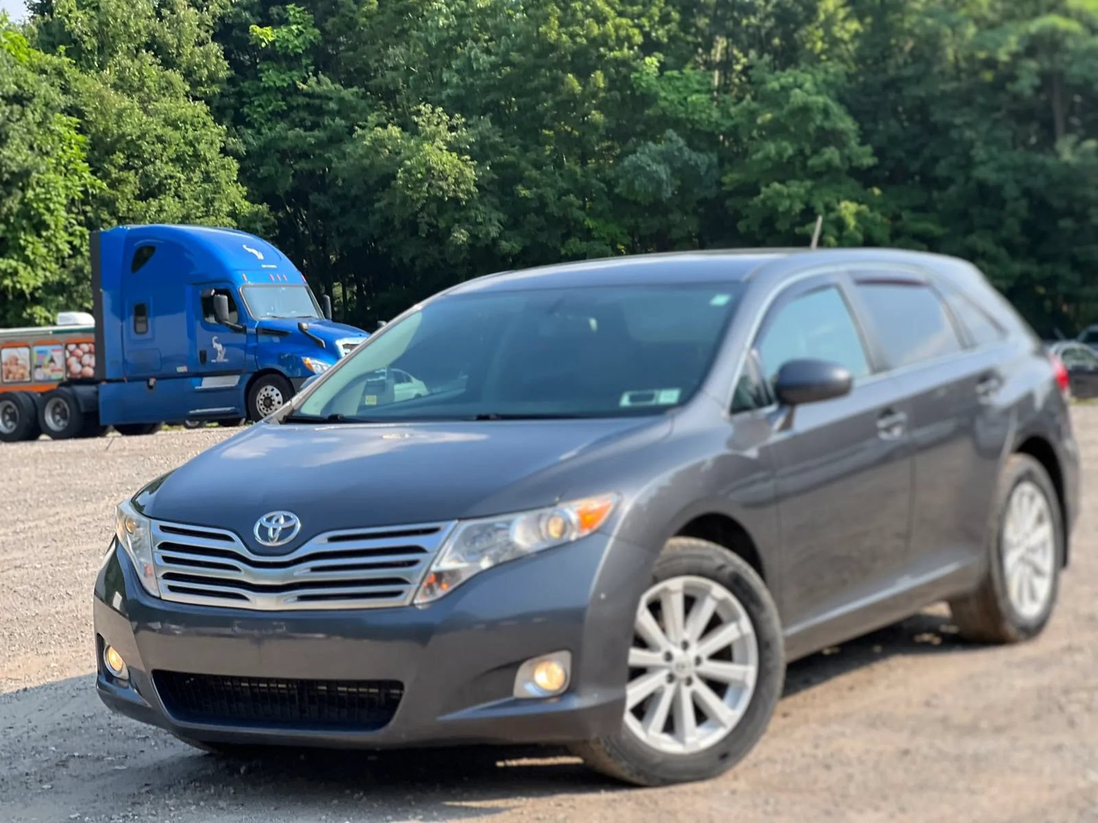 Used 2012 Toyota Venza LE AWD/4WD image 2
