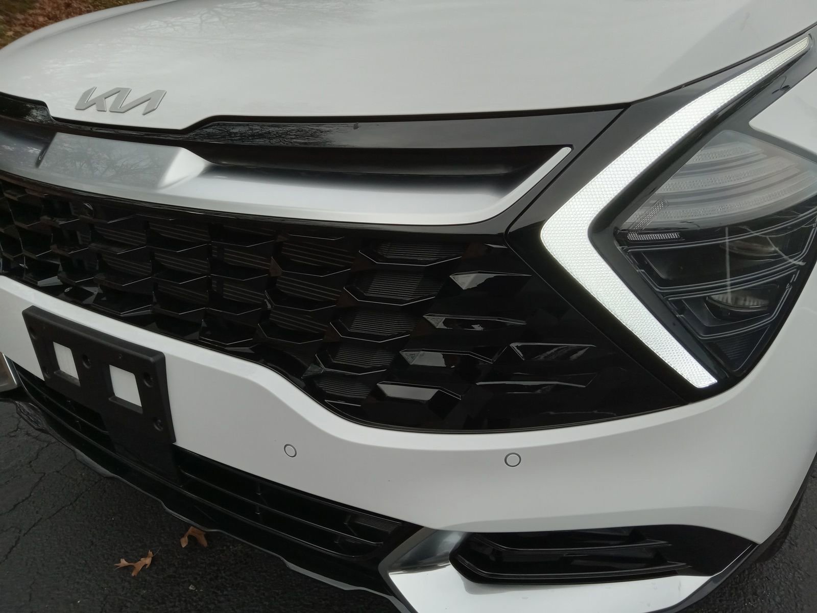 Used 2025 Kia Sportage SX image 7