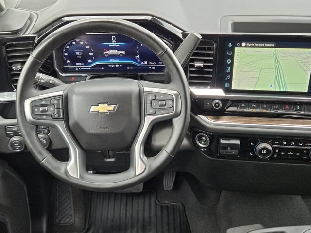 Used 2025 Chevrolet Silverado 1500 LT w/ Safety Package AWD/4WD image 26