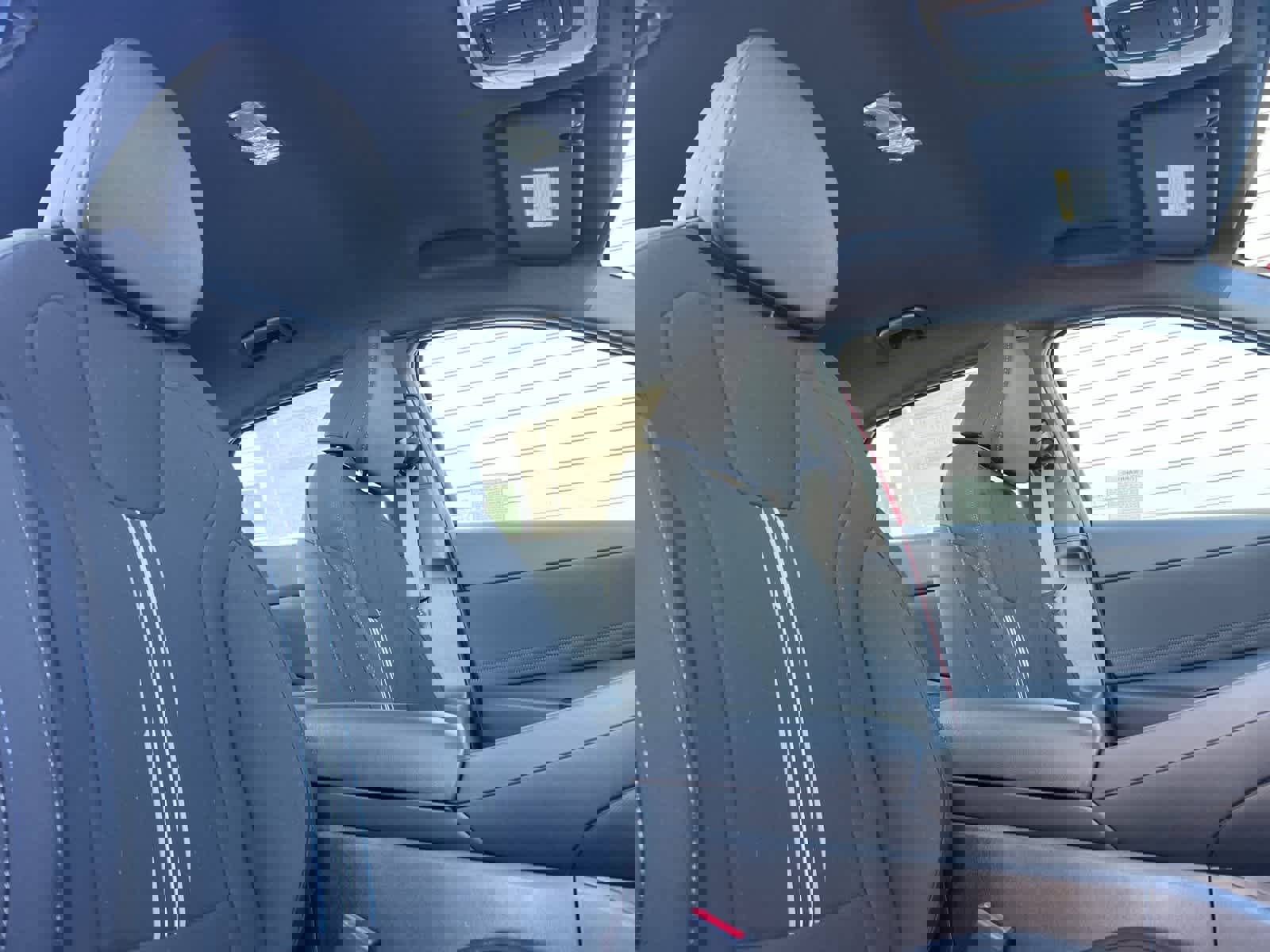 New 2025 Hyundai Elantra Sport image 17