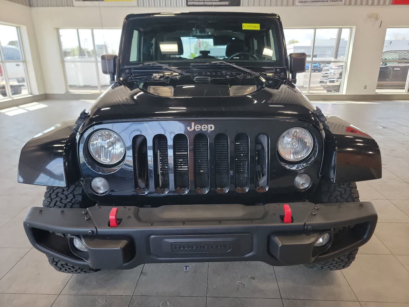 Used 2015 Jeep Wrangler Rubicon AWD/4WD video 2