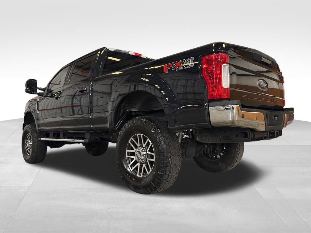 Used 2019 Ford F250 Lariat w/ Lariat Value Package AWD/4WD image 11