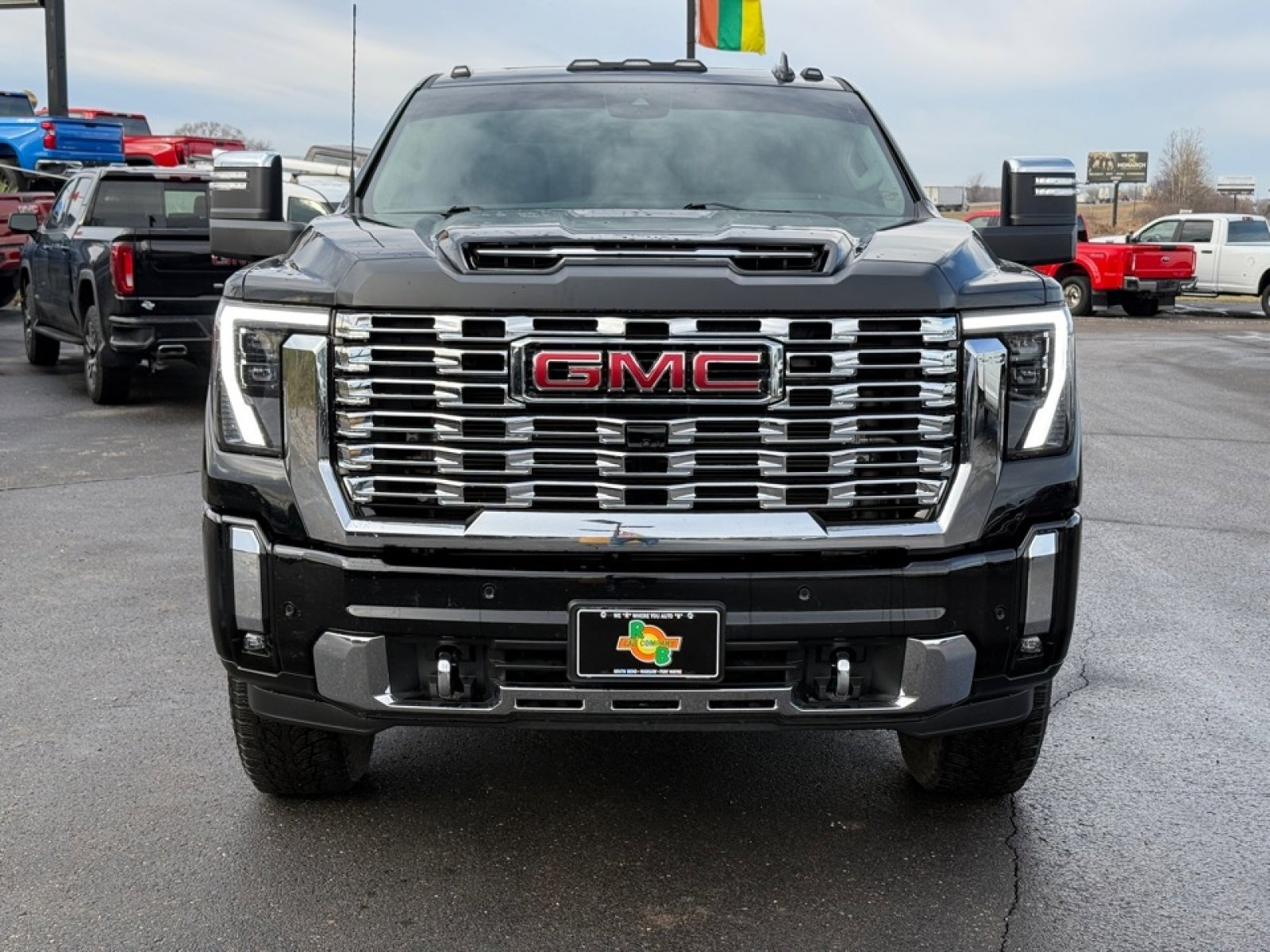 Used 2025 GMC Sierra 2500 Denali w/ Technology Package image 3
