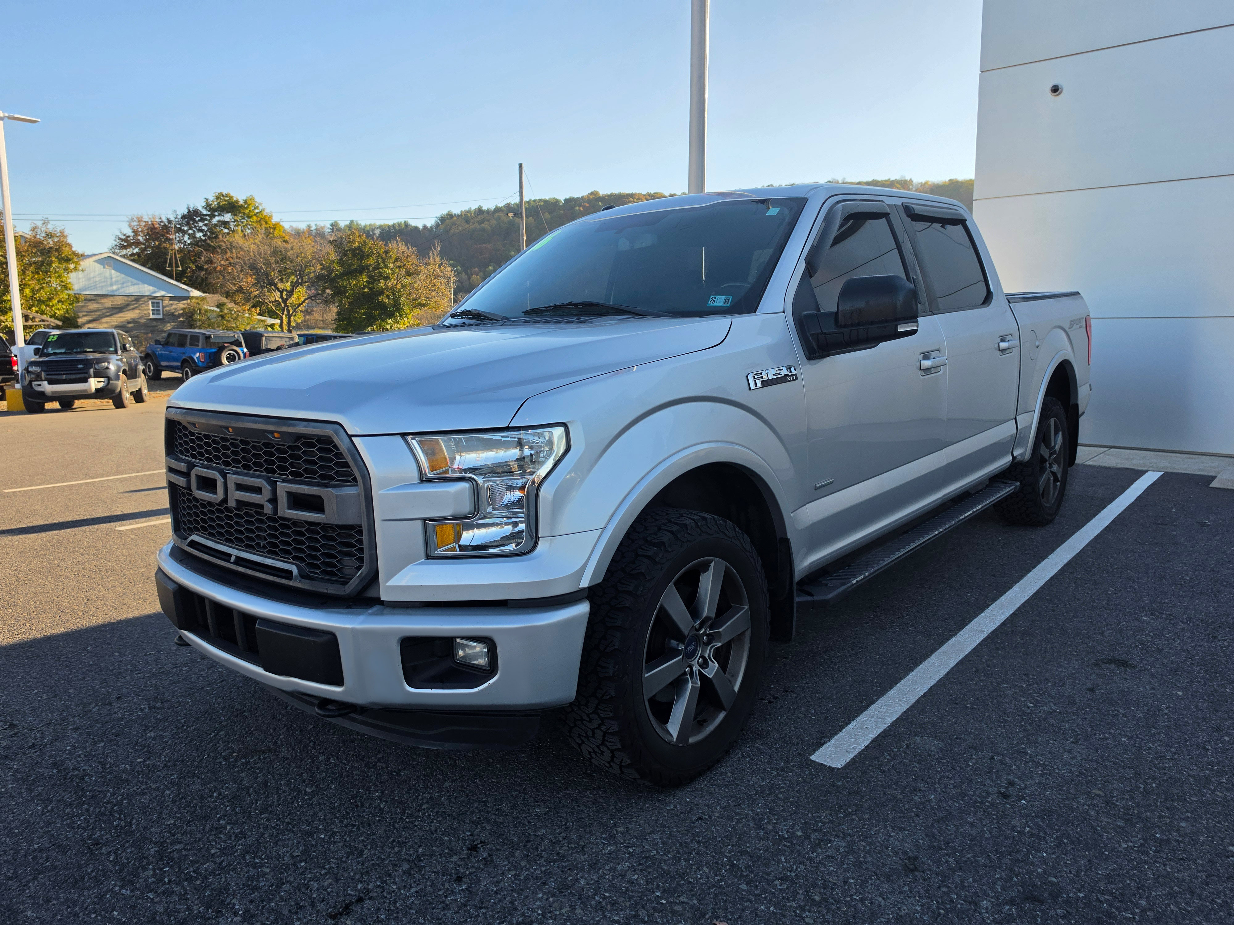 Used 2016 Ford F150 XLT w/ Equipment Group 302A Luxury AWD/4WD image 7