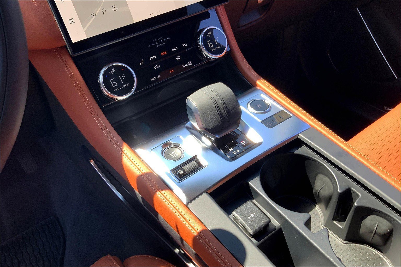 New 2026 Jaguar F-PACE R-Dynamic S image 8