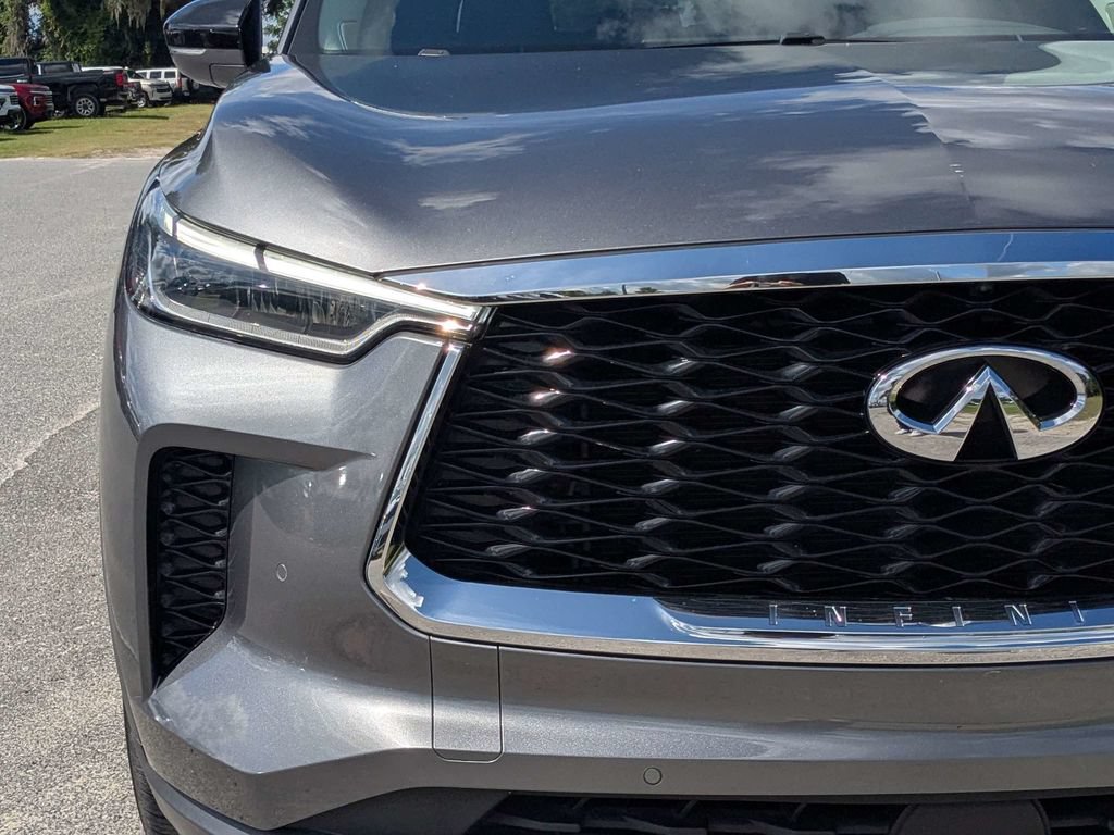 Used 2023 INFINITI QX60 Sensory w/ Cargo Package AWD/4WD image 9