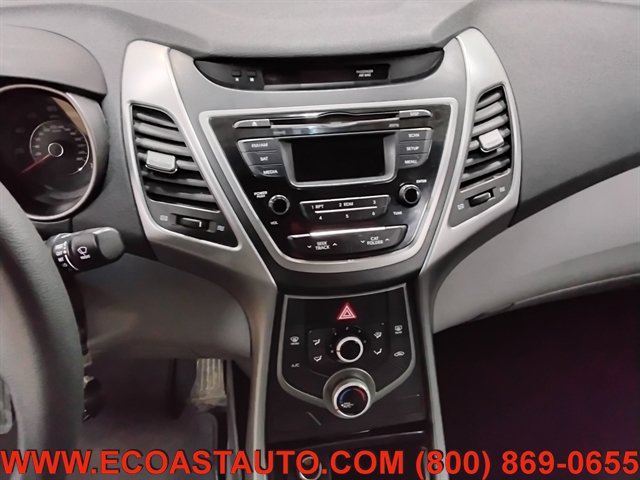 Used 2016 Hyundai Elantra SE FWD image 12