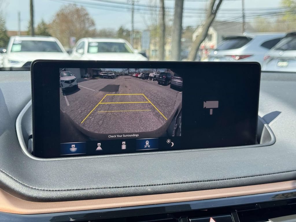 Certified 2024 Acura MDX SH-AWD w/ Technology Package image 28