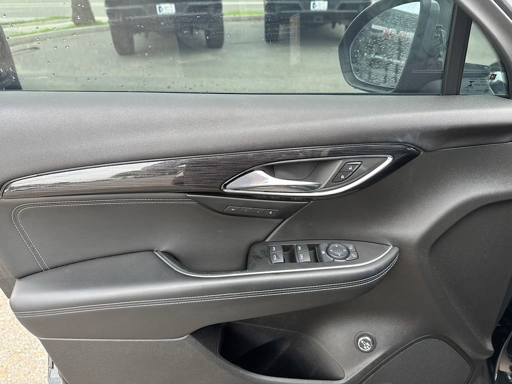 Used 2023 Buick Envision Essence w/ Sport Touring Package FWD image 9