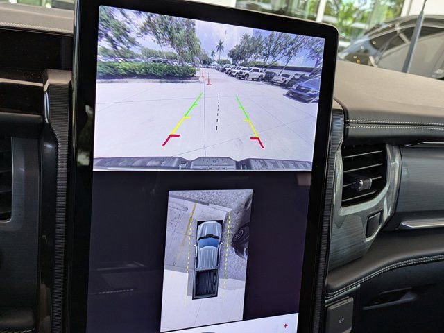 Used 2023 Ford F150 Lightning Platinum image 31