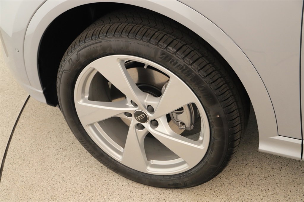 New 2025 Audi Q5 Premium Plus image 29