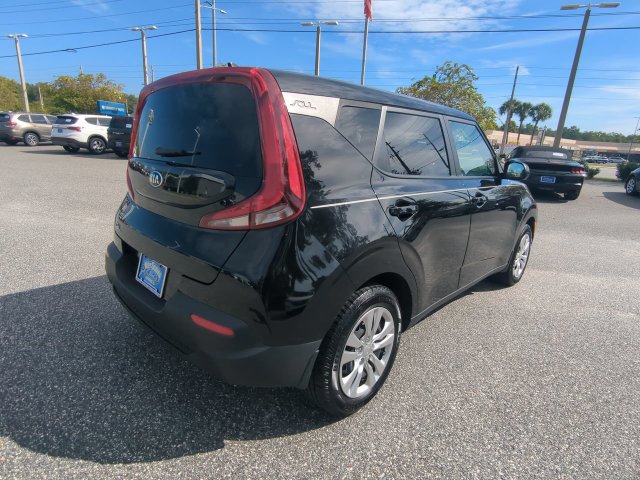 Used 2021 Kia Soul LX FWD image 5