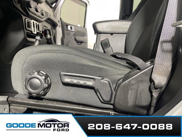 Used 2020 Jeep Wrangler Sport image 17