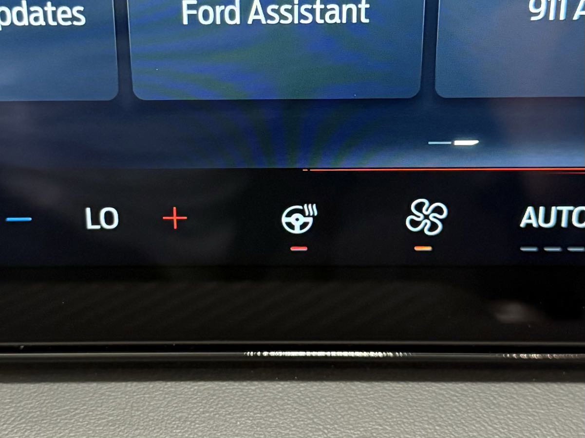 Used 2024 Ford Mustang Dark Horse image 32