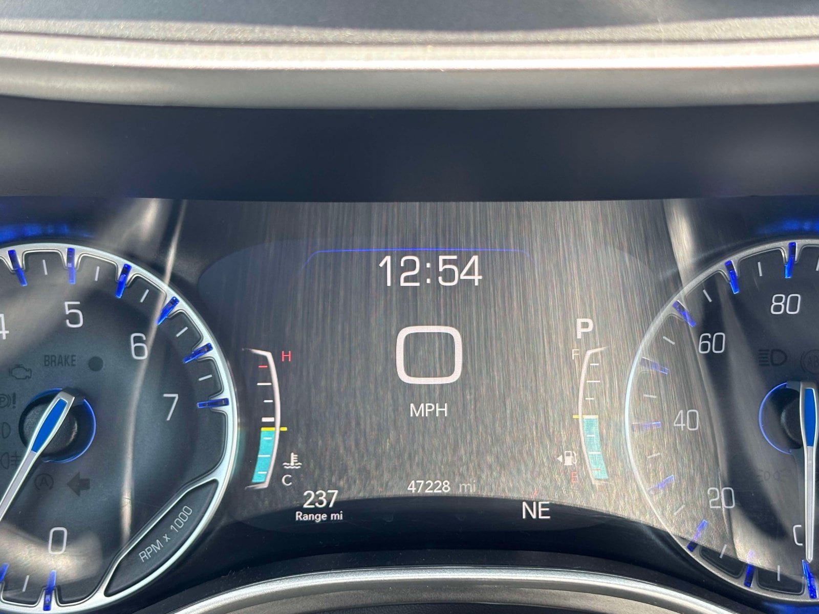 Used 2024 Chrysler Pacifica Touring-L FWD image 9