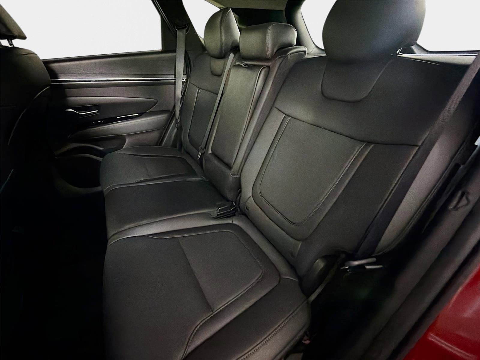 Certified 2024 Hyundai Tucson Limited FWD image 23