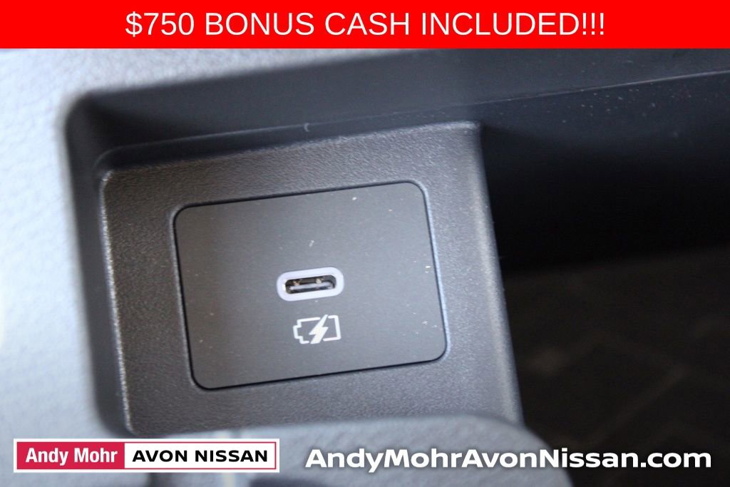 New 2025 Nissan Versa SV w/ Trunk Package image 27