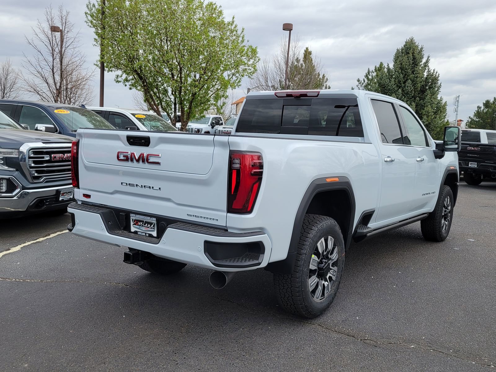 New 2026 GMC Sierra 2500 Denali w/ Denali Reserve Package AWD/4WD image 3