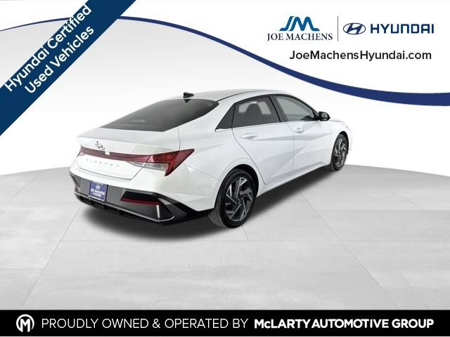 Certified 2025 Hyundai Elantra SEL FWD image 8