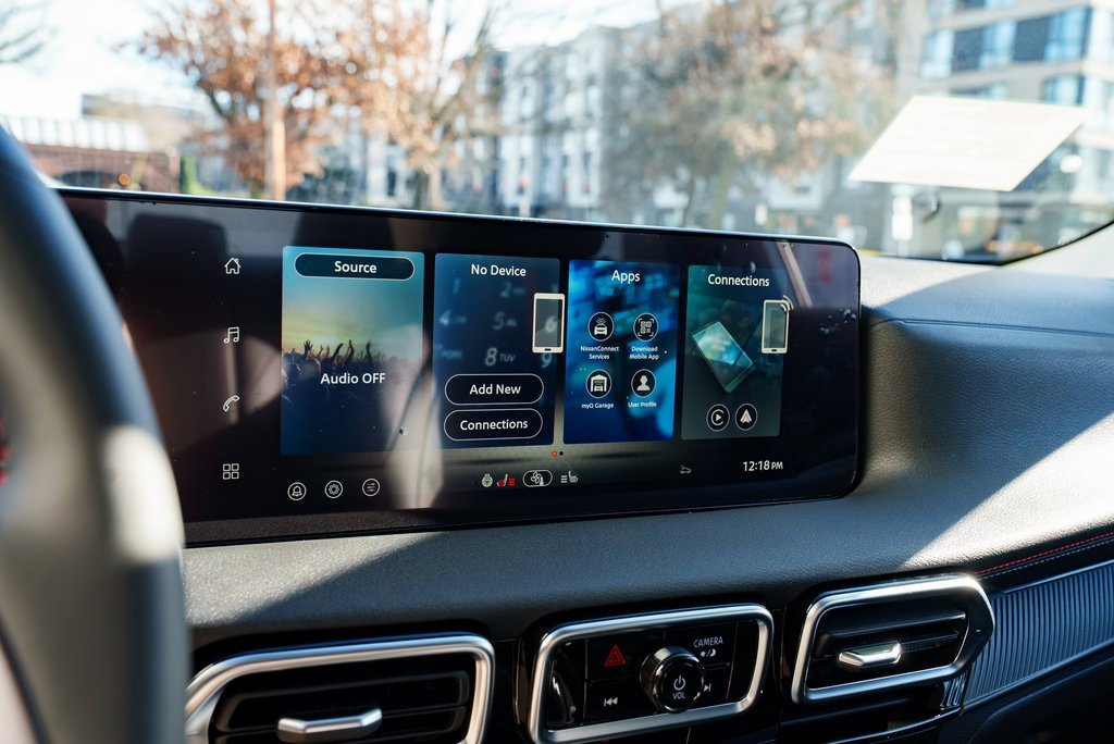 New 2026 Nissan Sentra SR w/ SR Premium Package image 13