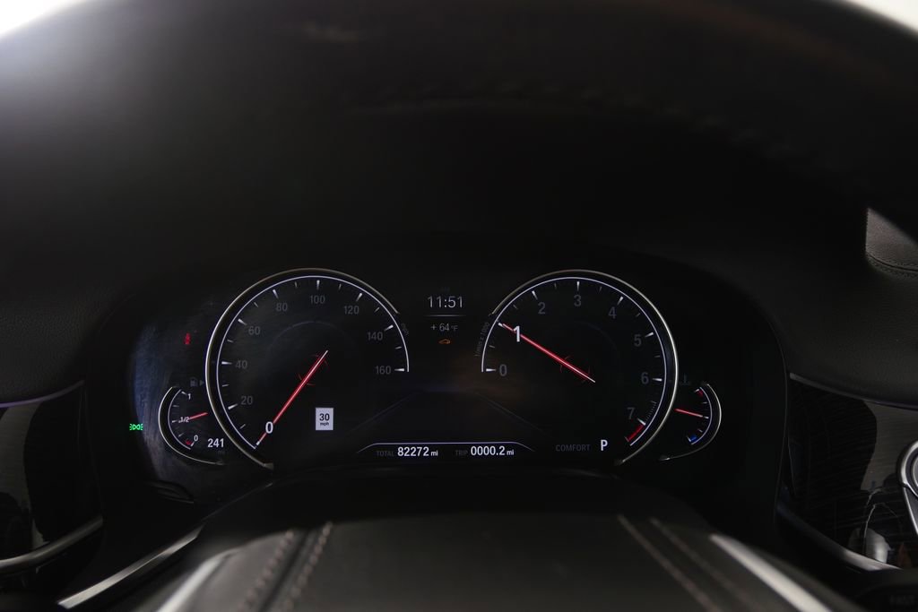 Used 2019 BMW 740i w/ M Sport Package image 19