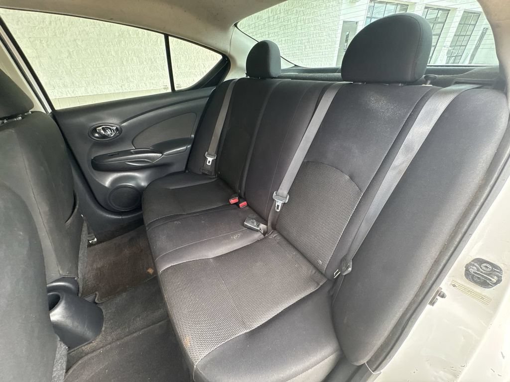 Used 2013 Nissan Versa FWD image 23