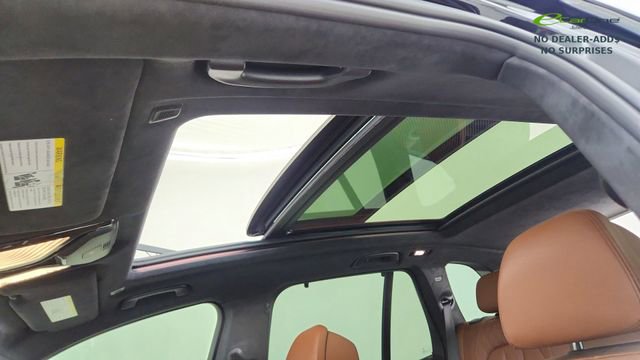 Used 2022 BMW X5 M50i w/ Executive Package AWD/4WD image 57