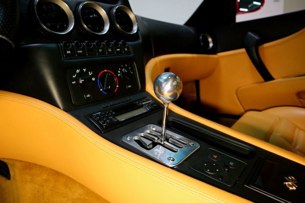 Used 1999 Ferrari 550 Maranello Coupe RWD image 28