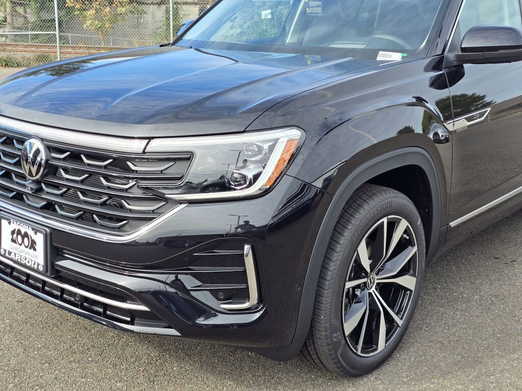 New 2026 Volkswagen Atlas SEL Premium R-Line image 10