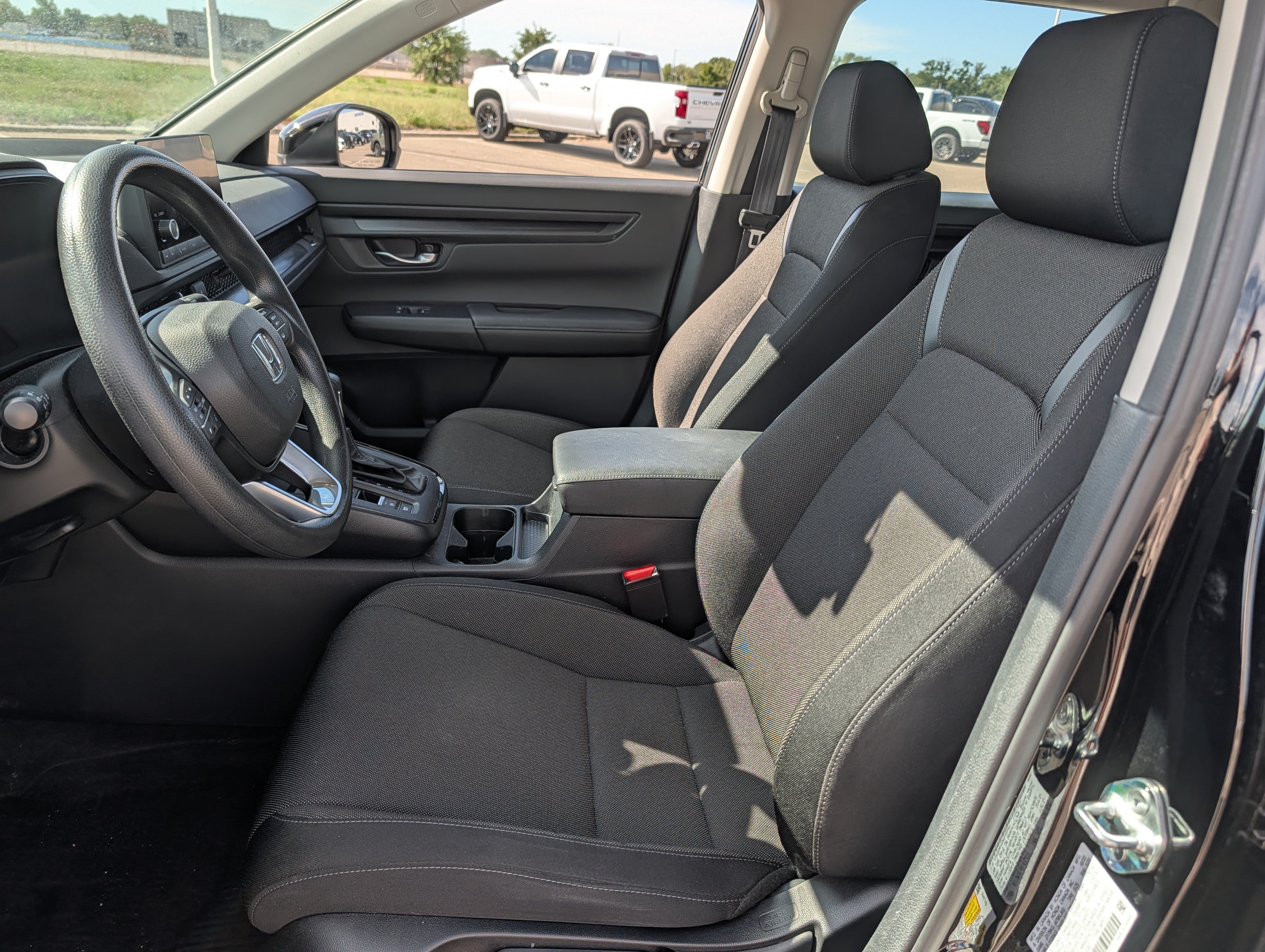 Used 2024 Honda CR-V LX image 8