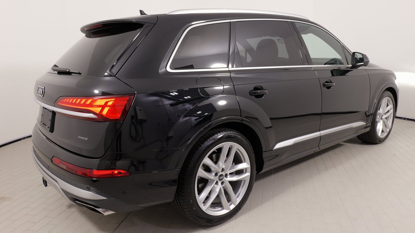 Used 2025 Audi Q7 3.0T Premium Plus w/ Premium Plus Package image 12