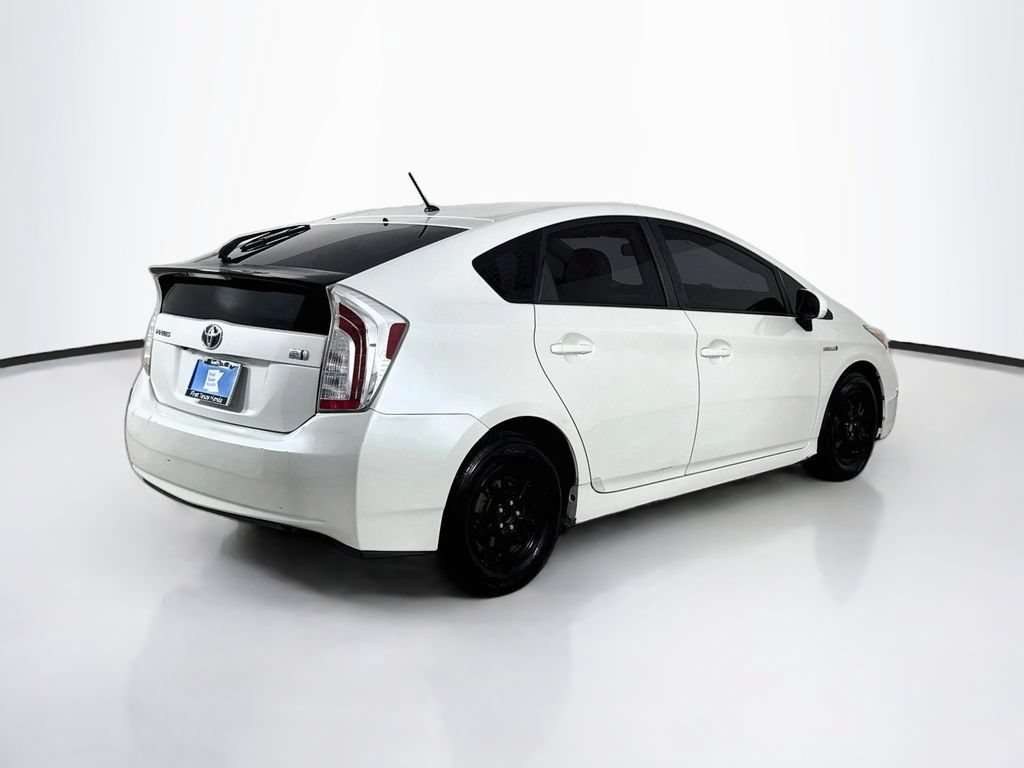 Used 2015 Toyota Prius Two FWD image 7