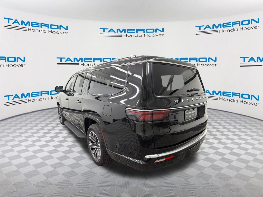 Used 2024 Jeep Wagoneer L Series II RWD image 3