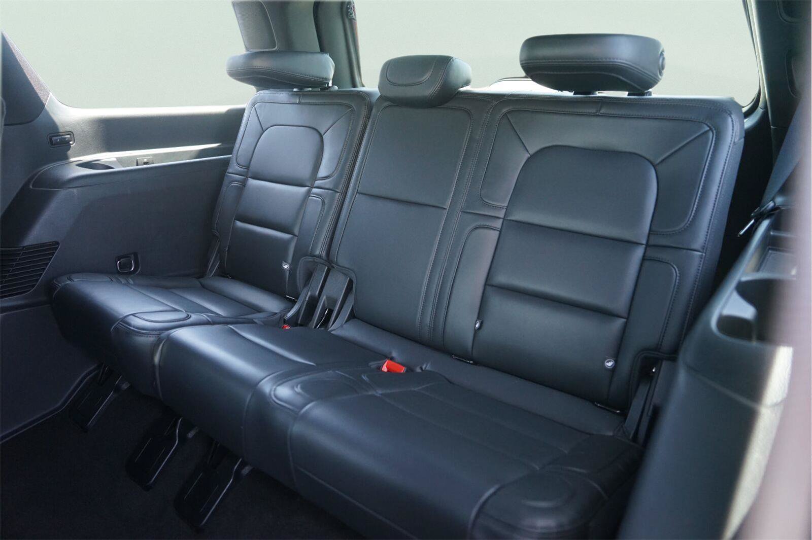 Used 2023 Lincoln Navigator Reserve AWD/4WD image 15