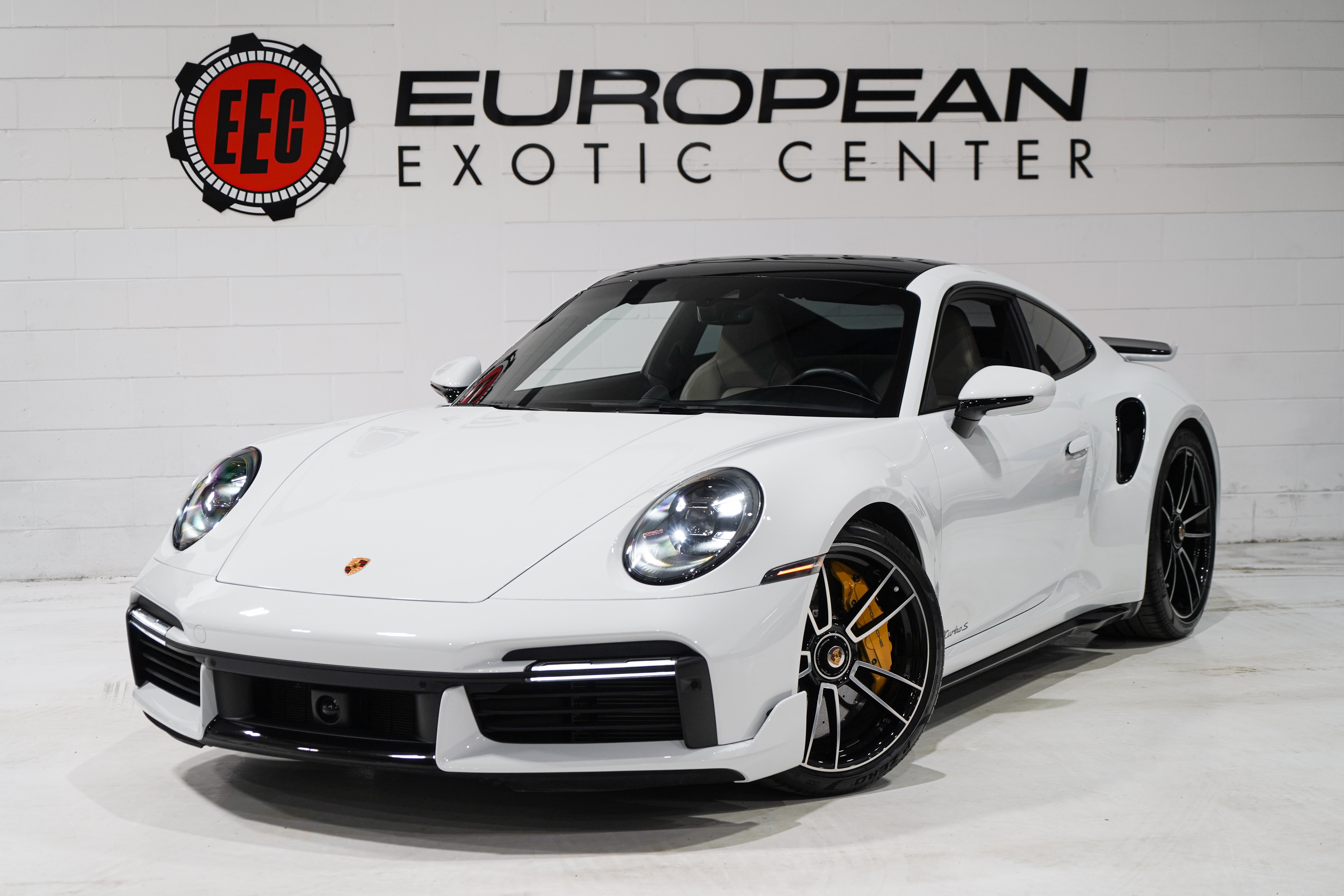Used 2021 Porsche 911 Turbo S AWD/4WD image 4
