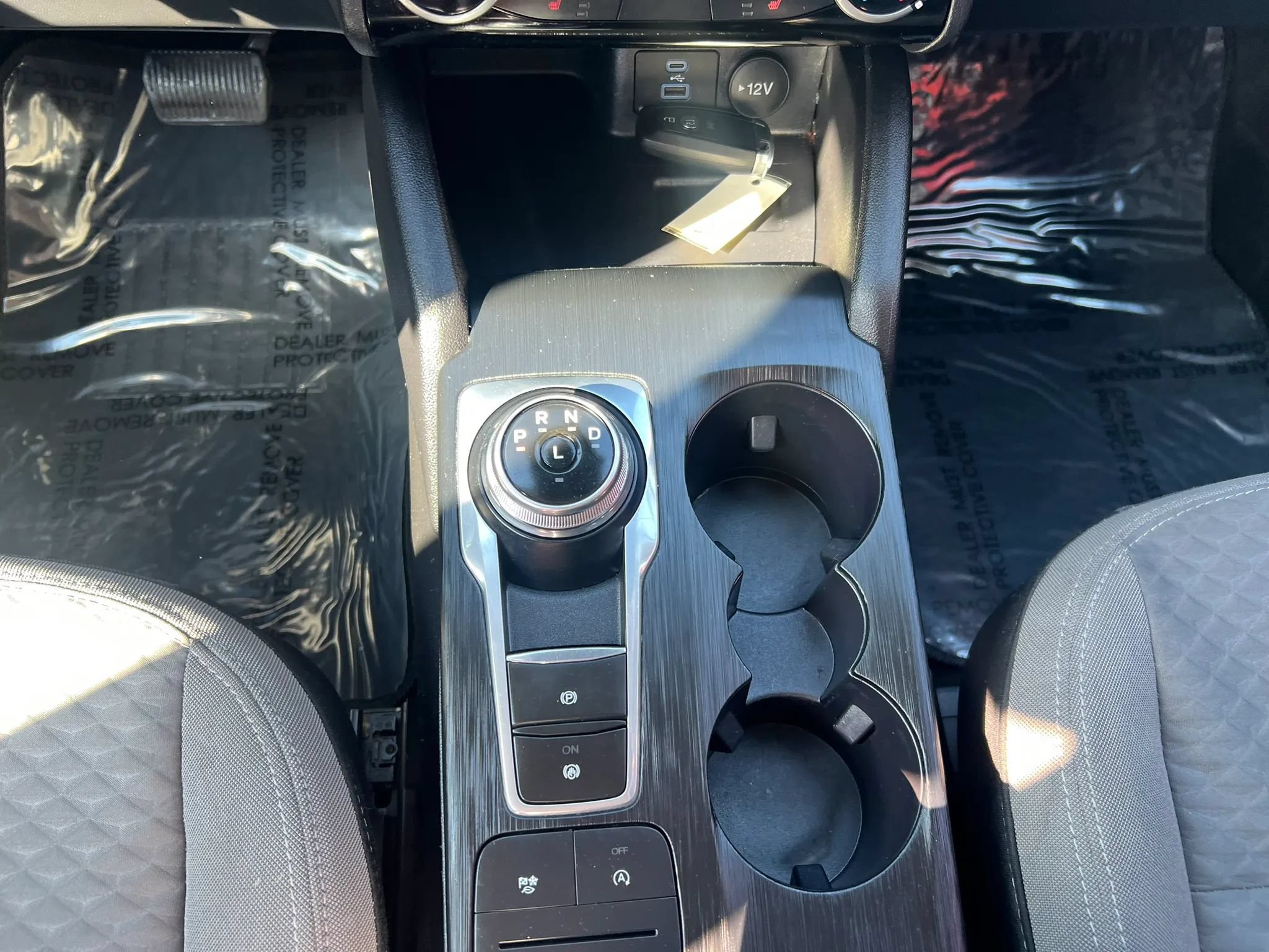 Used 2022 Ford Escape SE AWD/4WD image 14